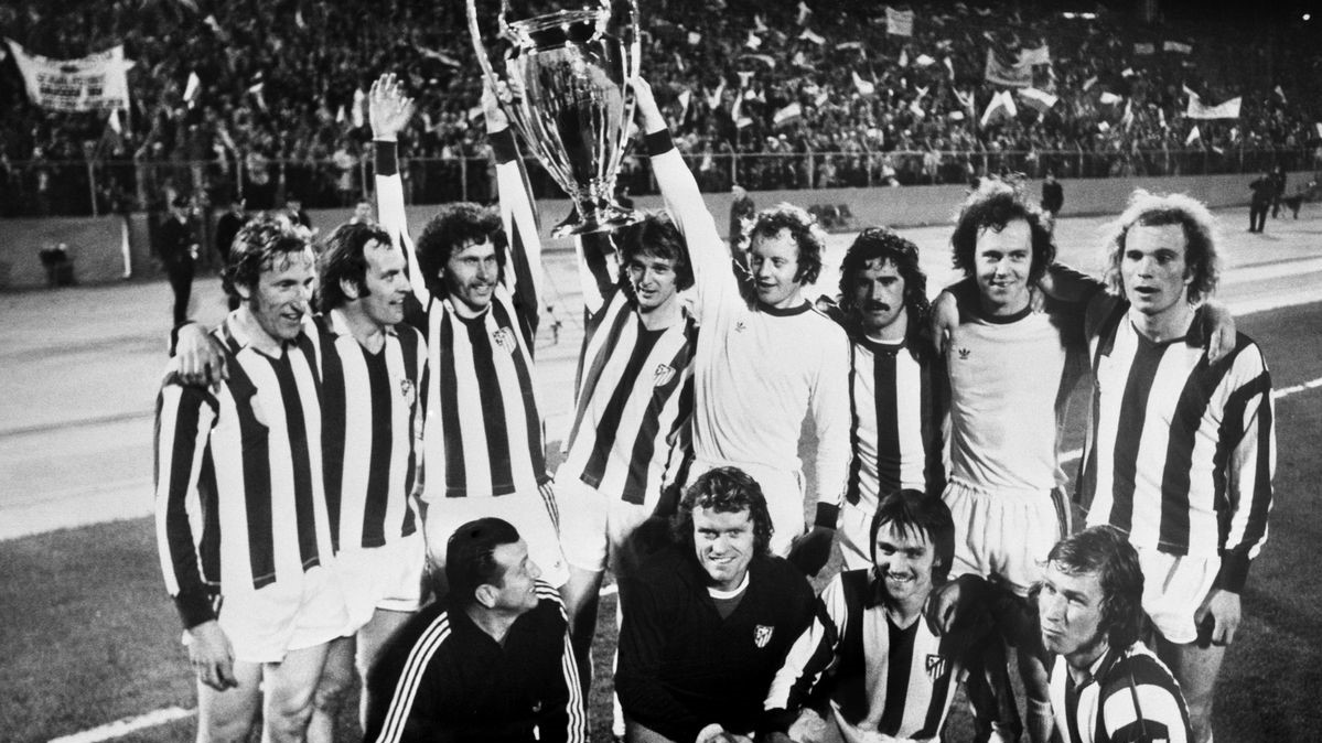 During this period, Bayern either developed or signed from the lower leagues players like Paul Breitner, Franz Roth, Uli Hoeneß and Hans-Georg Schwarzenbeck. These signings formed the core of the team that would end up winning 3 consecutive European Cups.