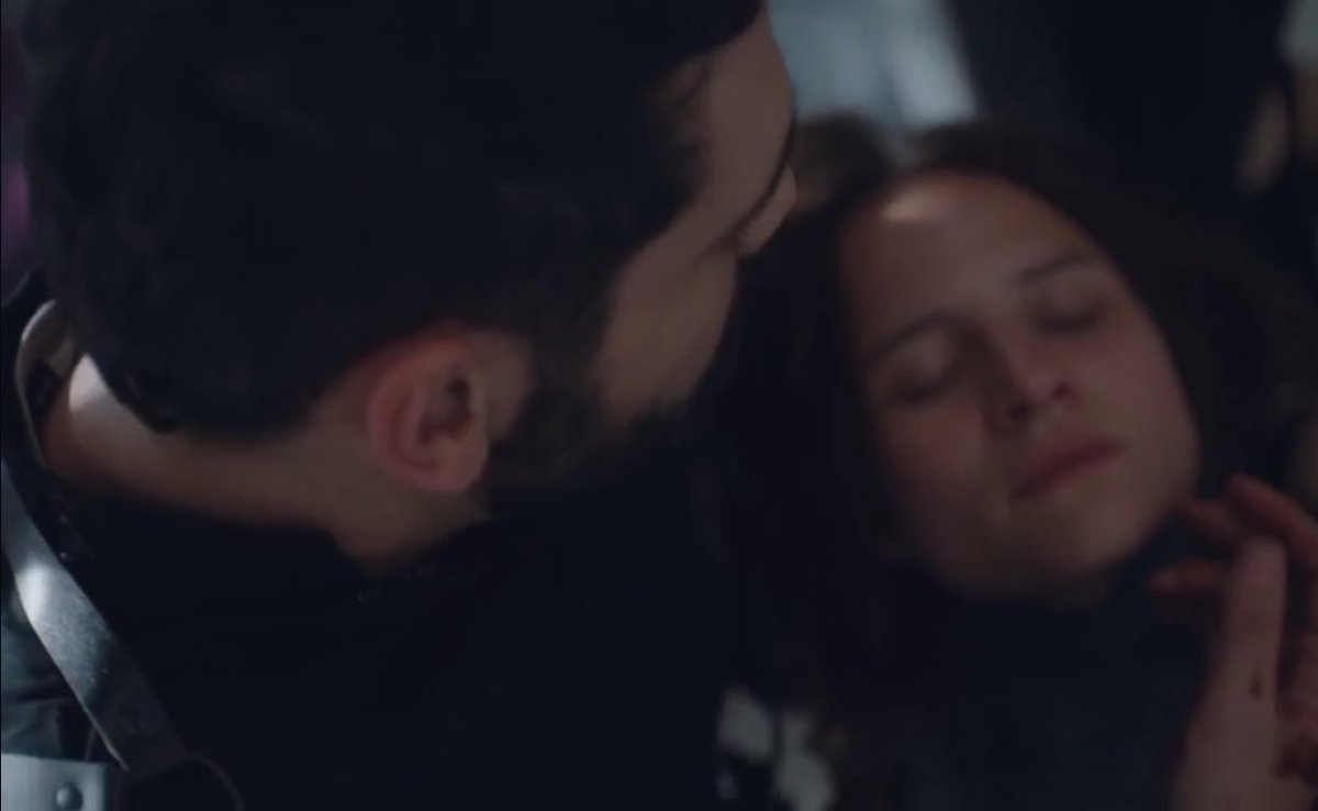 alwayshopes_'s tweet image. Çok üzgünüm... 
#3percent #3porcento #3percentNetflix