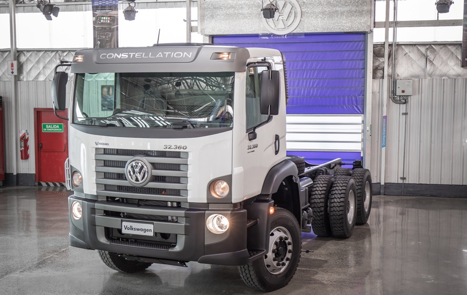TransporteExpo's tweet photo. Un nuevo off road
#transporteylogistica #expotransporte #expologisti-k #transporte #logistica #acoplados #camiones #autoelevadores #Constellation #Offroad #Volkswagen https://t.co/2da0OR0bov https://t.co/altgFwwybt