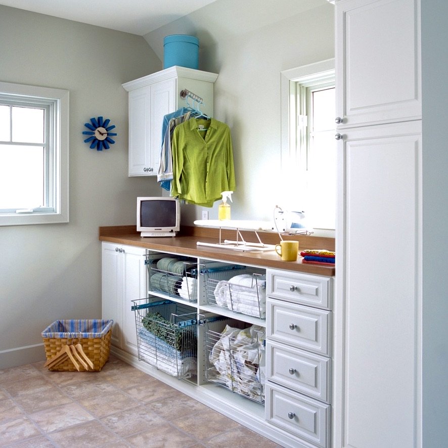 Closets's tweet image. Laundry room cabinetry perfectly balanced into the room. A design transFORM did for a  residence in Fairfield, CT.

#FollowFriday #FeatureFriday #Friyay #FlashbackFriday #friday #weekend #love #fridayvibes #instagood #fridaymood #happy #instagram #transformhome #cabinetry