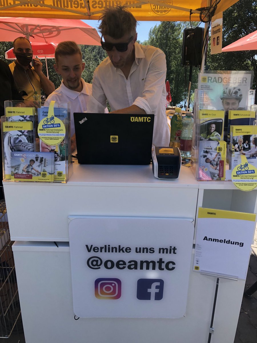 OliverSchmerold's tweet photo. Heute poppt der @OEAMTC Fahrrad Stützpunkt auf der #Donauinsel bei Toni‘s Inselgrill auf🚲#Radcheck, #Radversicherung, #Radzubehör und #Mitgliedschaft im „bike through“ Modus👍 https://t.co/Flh6VKCzkx
