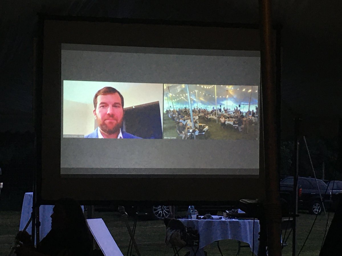 mjplatformtech's tweet photo. Thanks to everyone who has come out to the 2020 MiCIA Summer Outing, sponsored by #MJFreeway. We hope you're as inspired as we are by the passion Michigan has for the #cannabiscommunity, whether from a fiery speech by @RepRabhi or a socially distanced keynote by @MRAexec. https://t.co/NsI3RdLp1v