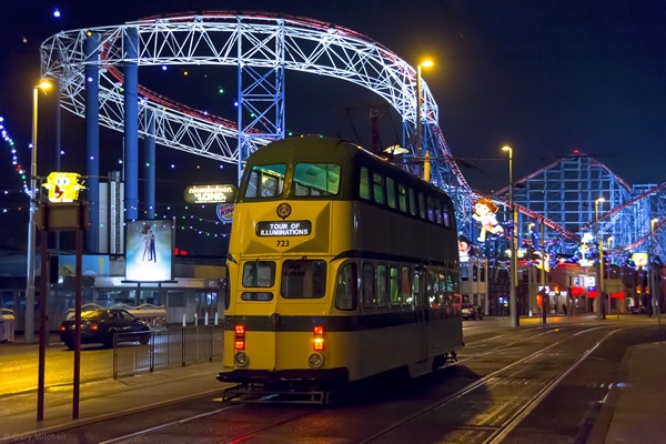visitBlackpool's tweet image. Back on track! @BplHeritageTram will resume their tram tours from August Bank Holiday weekend! 

Due to COVID measures in place, you need to book your tickets online and spaces are limited due to social distancing guidelines.

🎟️ Book here:
blackpoolheritage.com