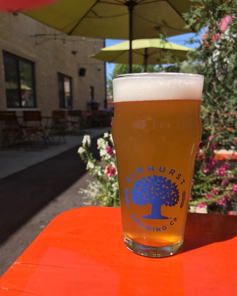ElmhurstBrewing's tweet photo. We are open for lunch at 11am! Drop in for a pint and a burger in the Beergarden on this beautiful afternoon! #ebc #ebclunch #beergarden #itsnoonsomewhere https://t.co/p8S4P2VNkc