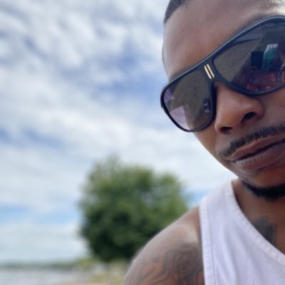 SwiftMcPiff's tweet photo. #NewProfilePic https://t.co/FhbxWoMipv