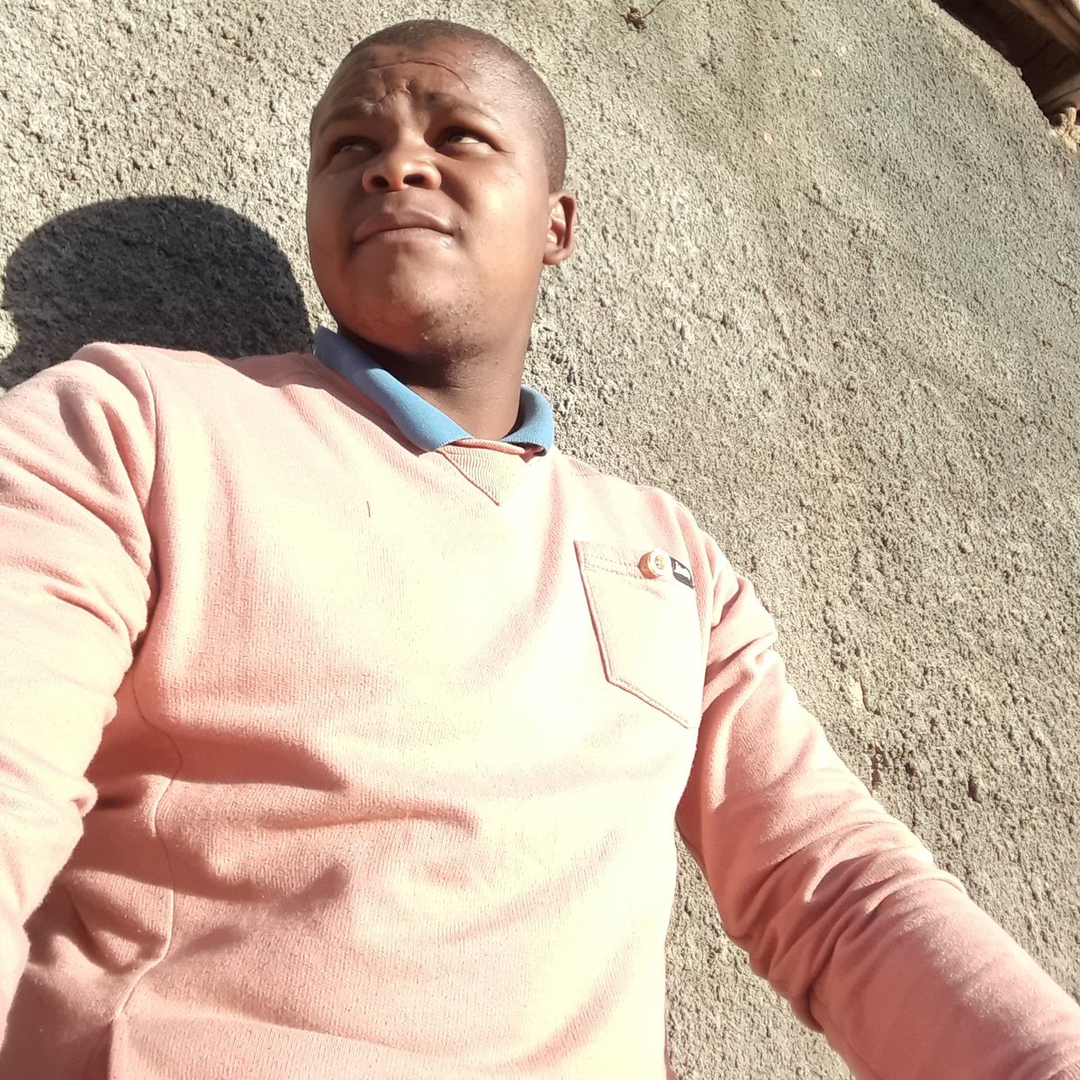 mhle98's tweet photo. #NewProfilePic https://t.co/gmxCn2oy4O