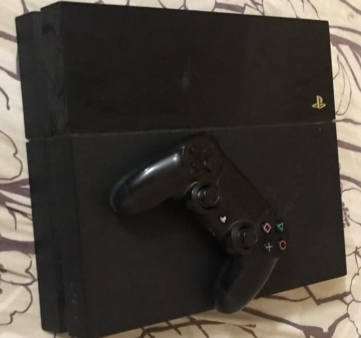 GAMESHOP_Offiel's tweet photo. Flash vente 🔴 🔴 🔴
Une PS4 FAT Avec FIFA20 Et UNE MANETTE À 150.000 FRS
POUR LES INTÉRESSÉS, VENEZ EN DM OU APPELEZ AU 772489362. @GAMESHOP_Offiel
@OthmaneJ8 @kha_mbaye @BassPetit @atoumanee @Sen_Games https://t.co/gUgO3EDKhJ