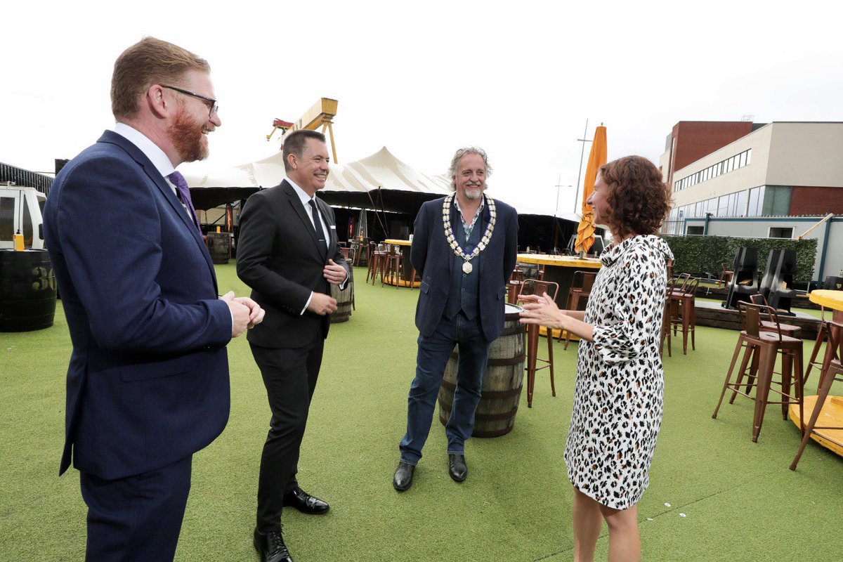 Our CEO @glynrobertsni @BelfastChamber @SimonHamilton met with @labourtreasury Shadow Chancellor @AnnelieseDodds today @Weare_vertigo on challenges facing retail, hospitality and our high streets. Very positive discussion.