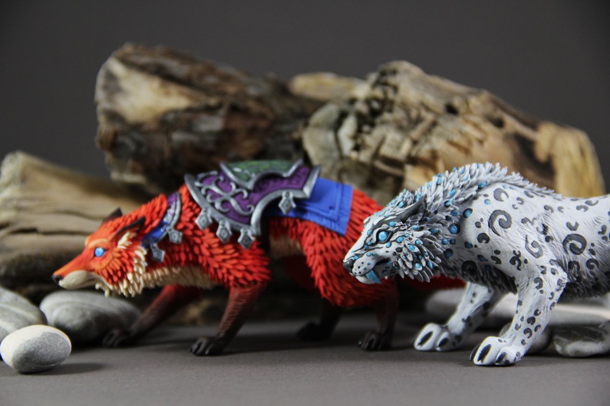 JulieColibri's tweet photo. 🦊 Llothien Prowler and Loque'nahak <Mate of Har'koa>🐱
100% Handmade.
#warcraft #mount #art #fox #LlothienProwler #craft #worldofwarcraft #sculpture #creature #figurine #hunter #loquenahak #pet #hunterpet https://t.co/4YkzIm9Vc2