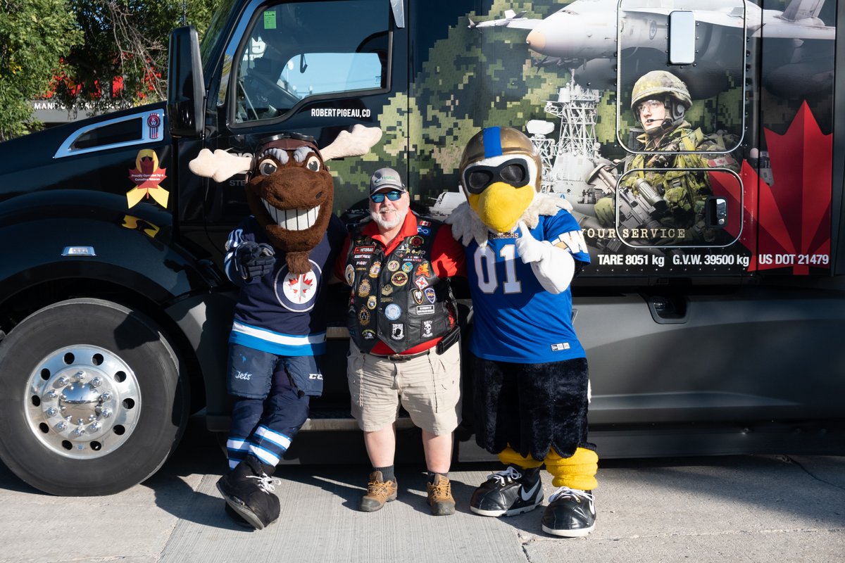TruckingMB's tweet image. #FlashbackFriday to the 2019 #truckpull for @UnitedWayWpg   We sure miss seeing everyone at our events!  If you can support the United Way this year in lieu of the truck pull, please do!  #WalkThisWayWPG  unitedwaywinnipeg.ca/walk-this-way/