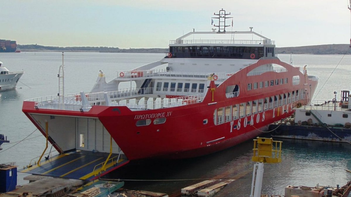 rach_aha's tweet photo. Finally Mumbai Alibag has a car ferry service 😀👍 https://t.co/5QDFdzUSlF