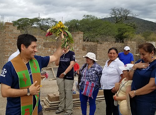 IniciativaVivir's tweet photo. As we get closer to the end of summer, at HLI we would like to remember some of the good moments we had during our TDR (2019).
Join us in this #throwbacktrip to #Loja2019!
Learning: A two-way street: https://t.co/zJ2FQWdwx8 https://t.co/kXL8lNcpIL