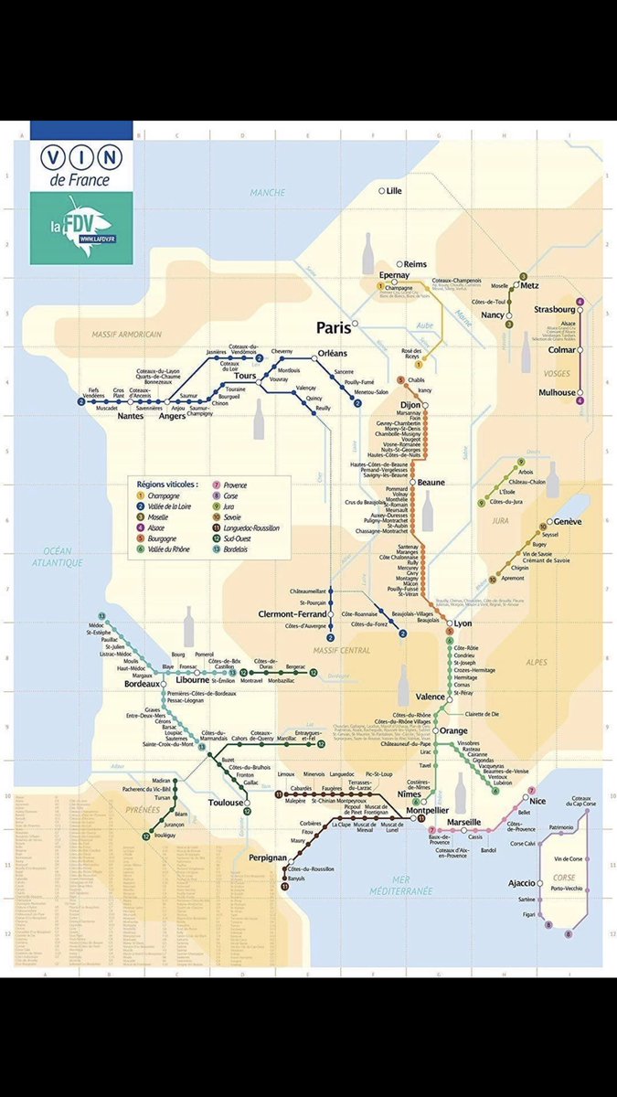 FredCherouvrier's tweet photo. Carte des vins de France en format plan de métro 
@RATPgroup https://t.co/WLJdjZUOID