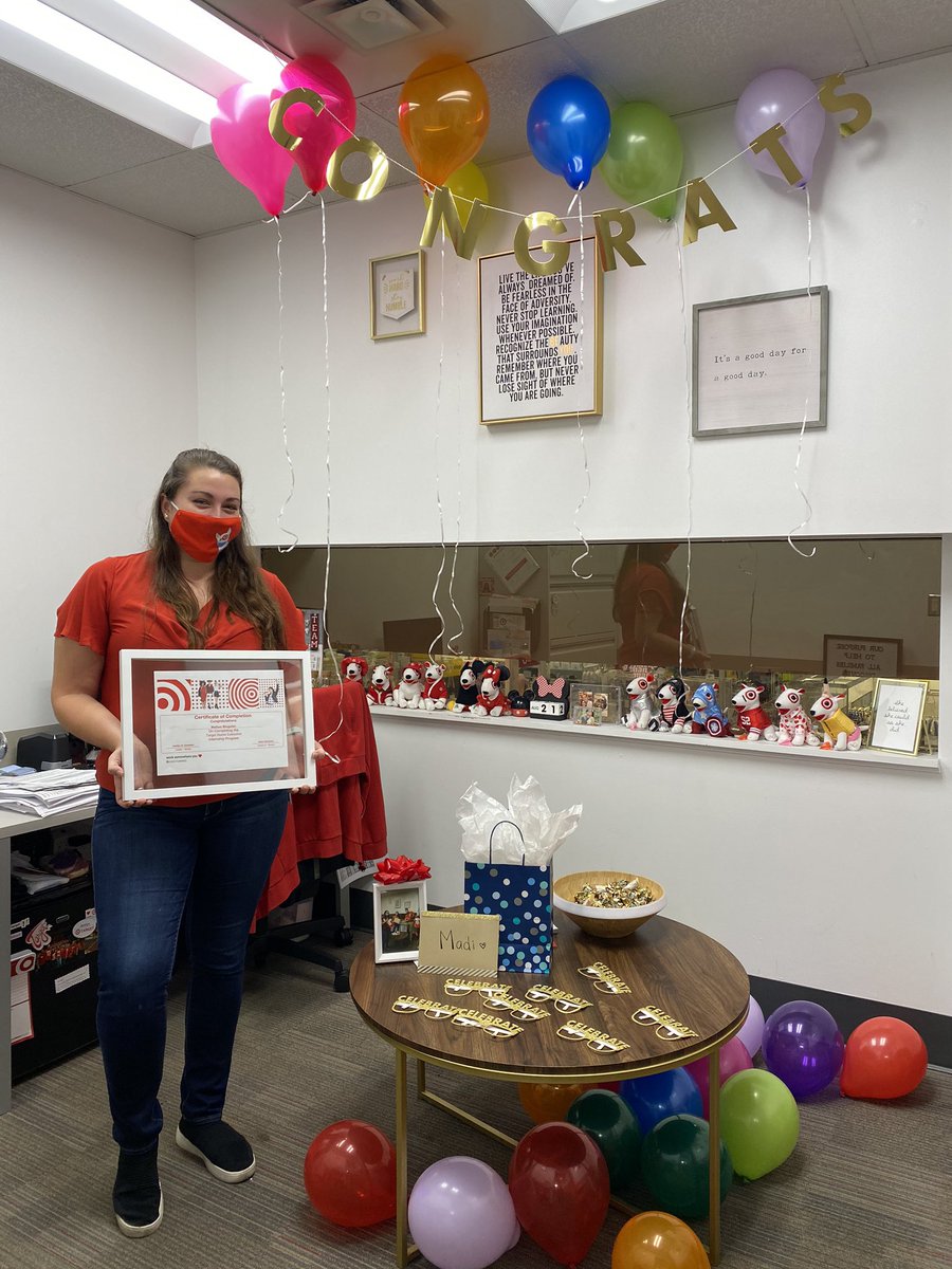 JanelysBG's tweet photo. Congratulations Madison on completing your Target Internship!  It has been a pleasure to host you at T0687! We are all proud of you! So excited to continue to mentor you and help you grow through your Target Journey! 🥳♥️🎯🐊 

 #targetinterns #worksomewhereyoulove #GoGators https://t.co/HaOVXnDHkX