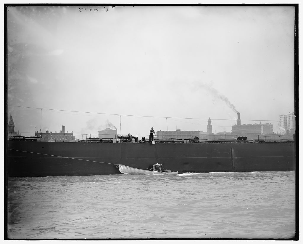 Delivering the mail by rowboat! In Detroit, ca. 1905-15, originally from the Detroit Publishing Company. (Credit: Library of Congress, Prints & Photographs Division, Detroit Publishing Company Collection.)