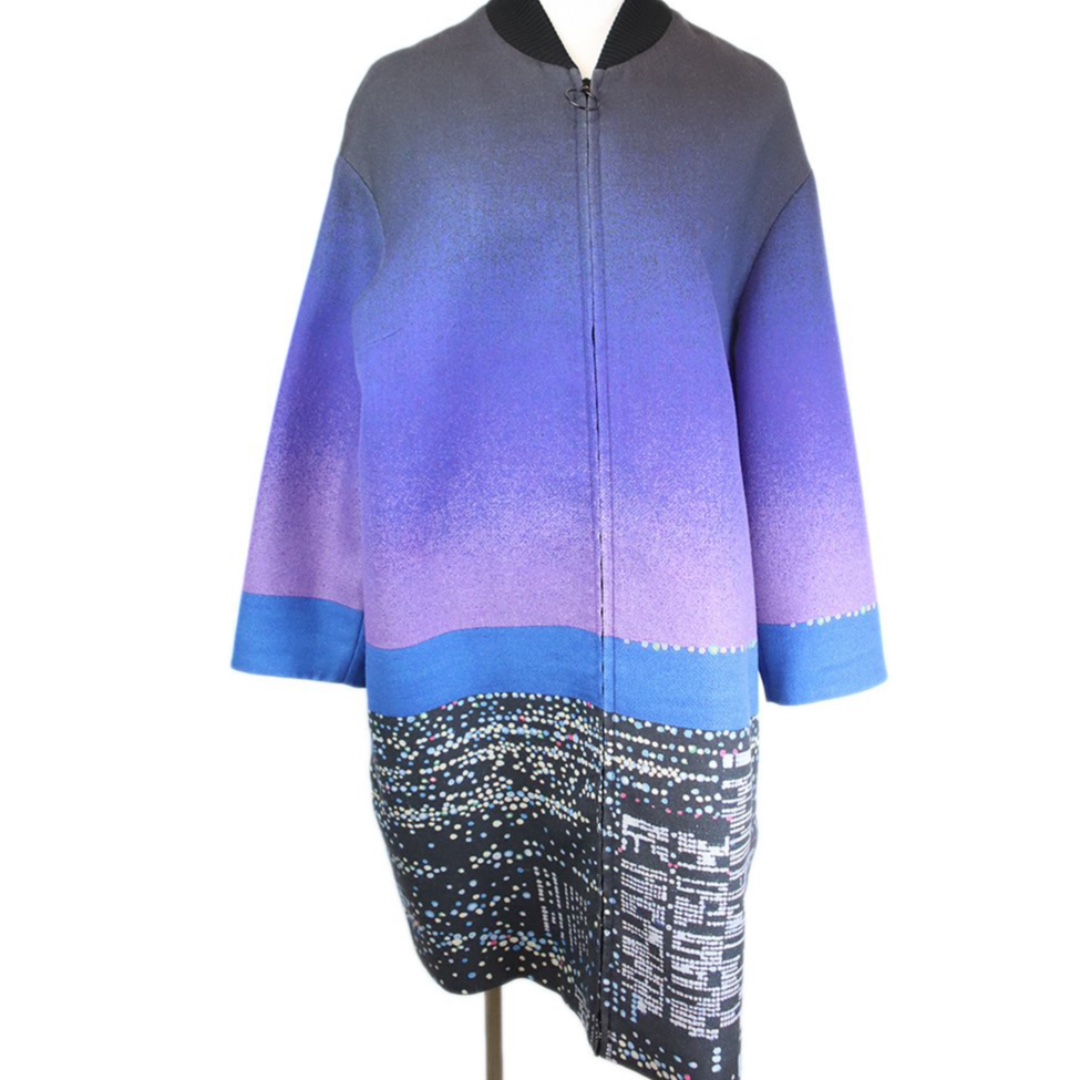 MichaelsConsign's tweet photo. A dreamy cotton candy sunset on a coat 😍 
​#Akris Wool Coat Sz. 12 $405 https://t.co/jBBpmXqt64