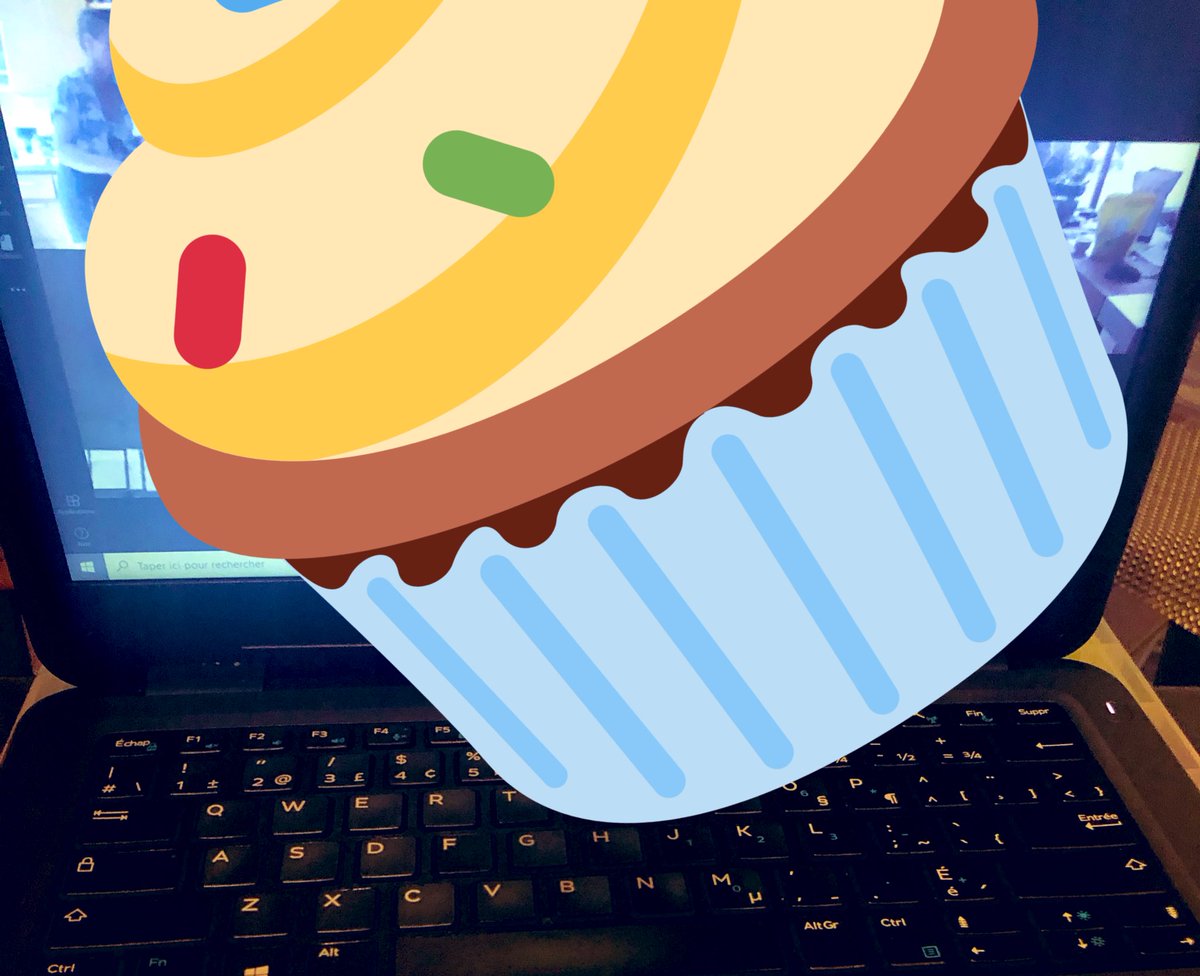 MadameFatimaK's tweet image. Le camp de littératie du @CSViamonde s’achève derrière les fourneaux. On a célébré les efforts en cuisinant!
Des élèves engagés dans l’apprentissage de la lecture en virtuel #lectureinteractive + @LaliloApp #vacancesApprenantes #ete2020 #campvirtuel #cuisineravecdesenfants 🥧🍌