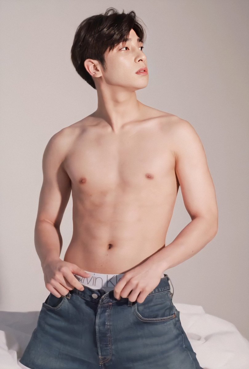 crajuniety's tweet photo. BUNA BUNA LIAT AYAH NIH BUNAAA @hngyeolr @wueshin https://t.co/slccMehsUK