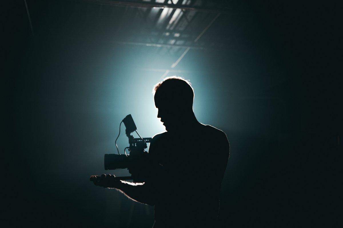 PHiveUK's tweet image. International production company are looking for a #DOP in #Austria to shoot an interview with own kit (#FS5, #FS7 OR #A7III). Looking to shoot in the next 2 weeks. Send CVs via #ProductionHive production-hive.co.uk/current/direct…  #TVJobs #WorkInTV