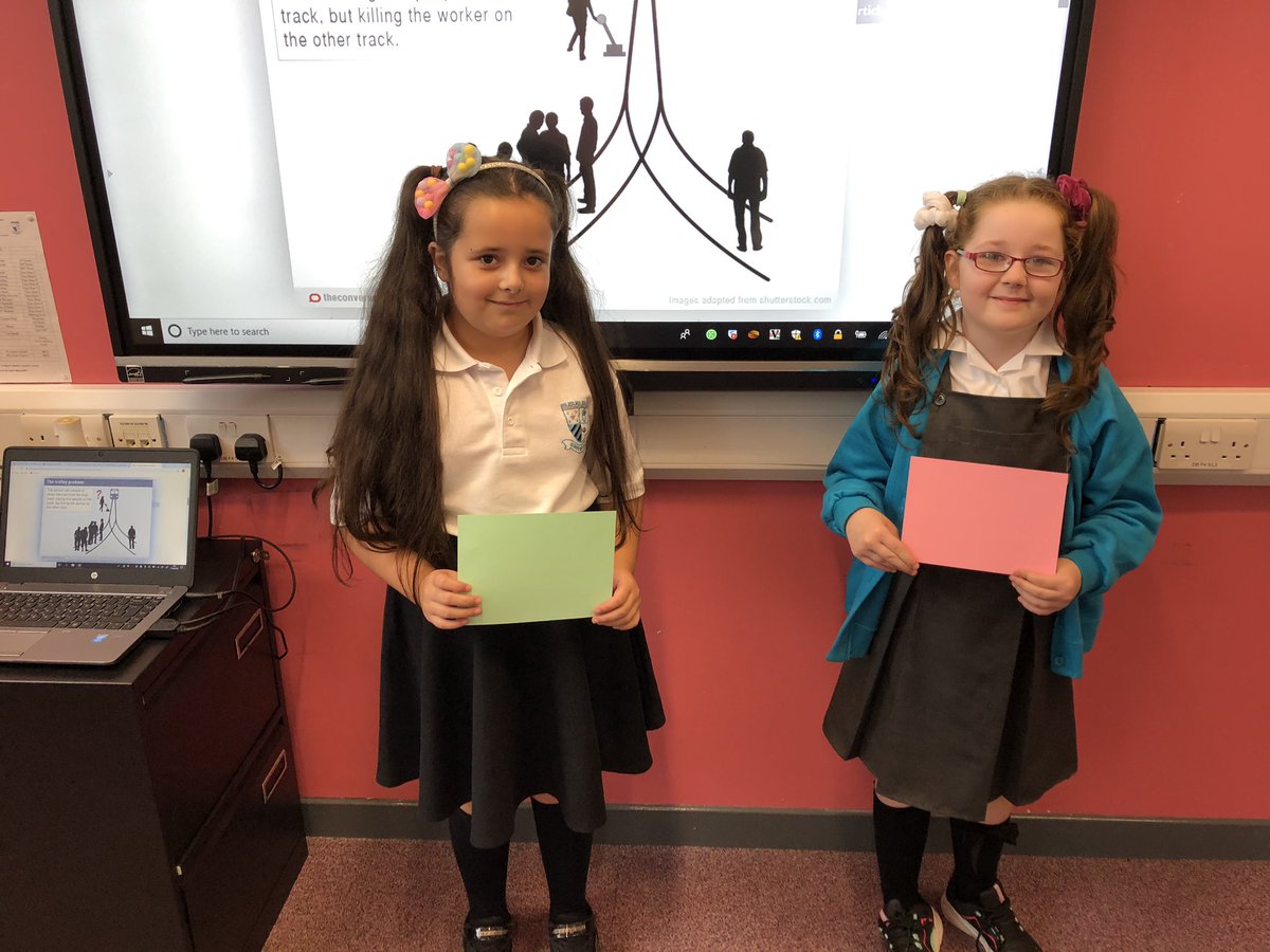 P5Greenhill's tweet photo. Happy 9th birthday to these lovely girls 🎂 https://t.co/mHlwvQouc8