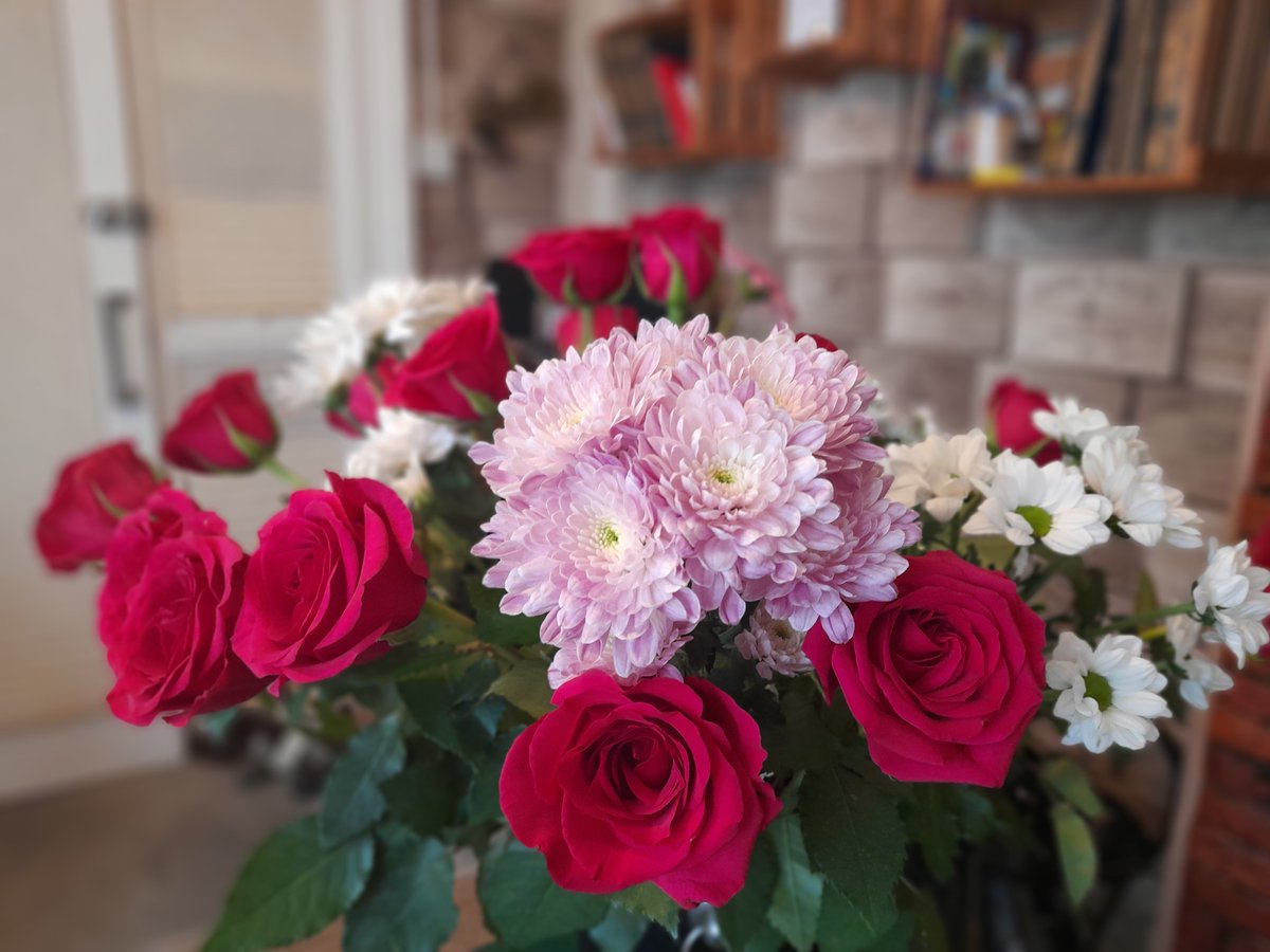 Lovely afternoon by the Shanklin seaside today! And we are proud to announce that we are in top 10 best value B&amp;Bs in the UK according to TripAdvisor 🤩 #visitshanklin #visitiow #seaside #holiday  #boutiquebbb #summerdays #tripadvisor
#keatscottage #pureislandhappiness