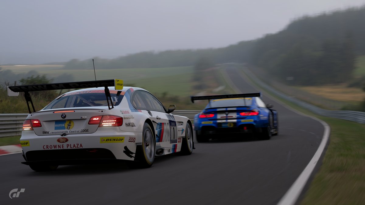PRacingGameplay's tweet image. Ya aquí íbamos mejorando un poco. M Power en Nürburgring Nordschleife