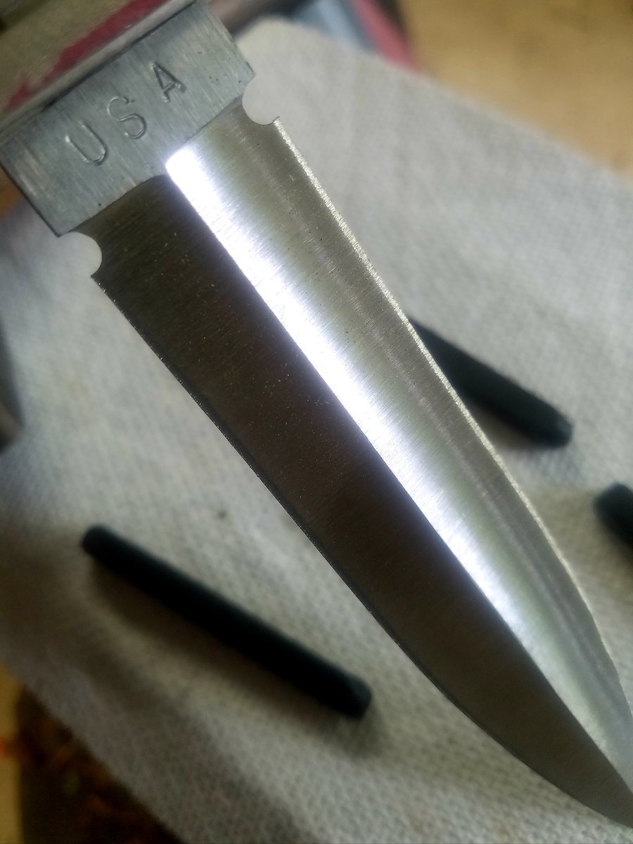 Stamping a dagger before heat treat, 100% 
#knife #knives #tactical #ConcealedCarry