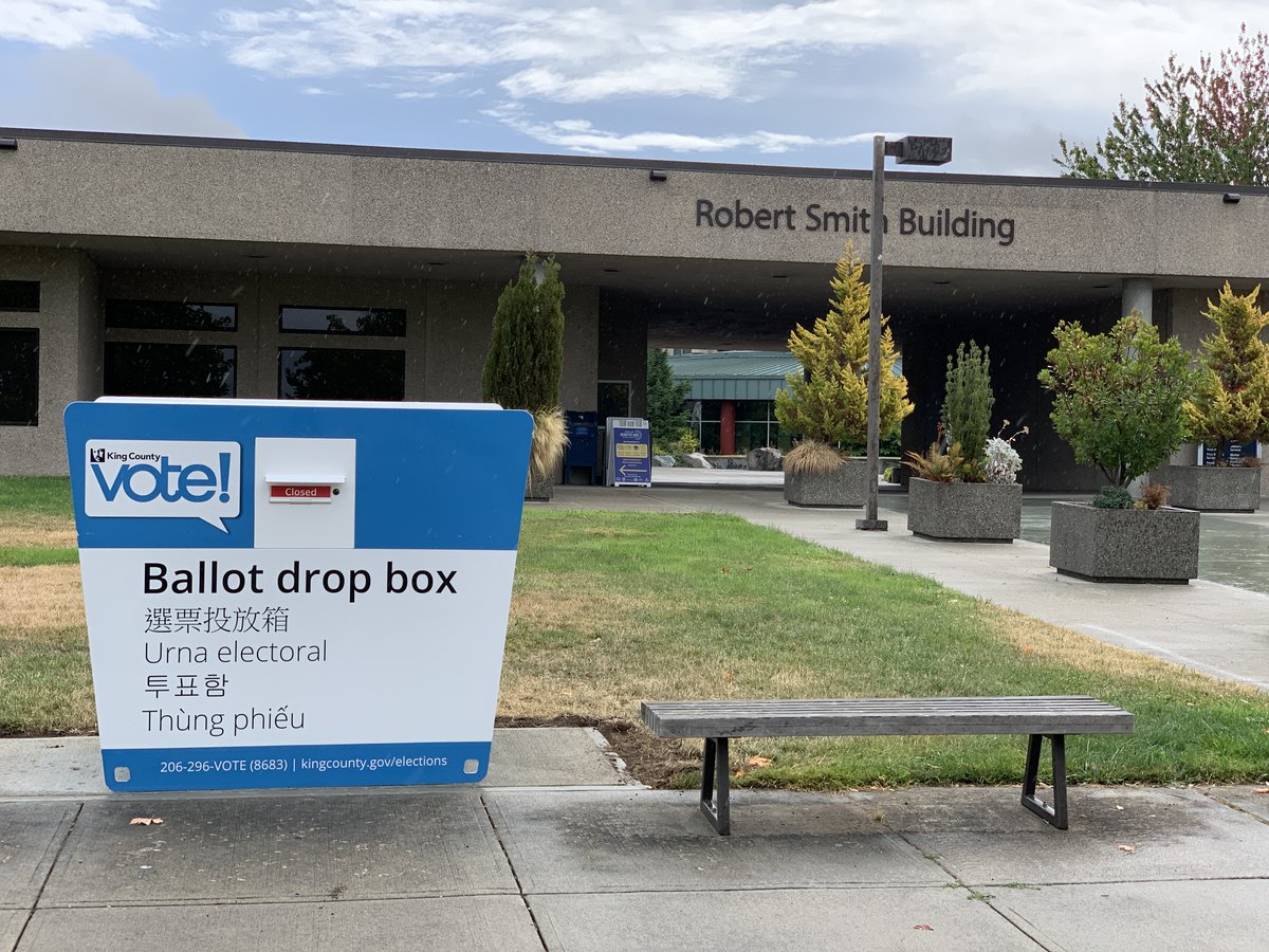 Our 70th drop box was installed today at South Seattle College! Over the last couple of weeks, we’ve been getting some questions about drop boxes. Here’s some info we hope will be helpful as we look ahead to the General. A thread: (1/8)