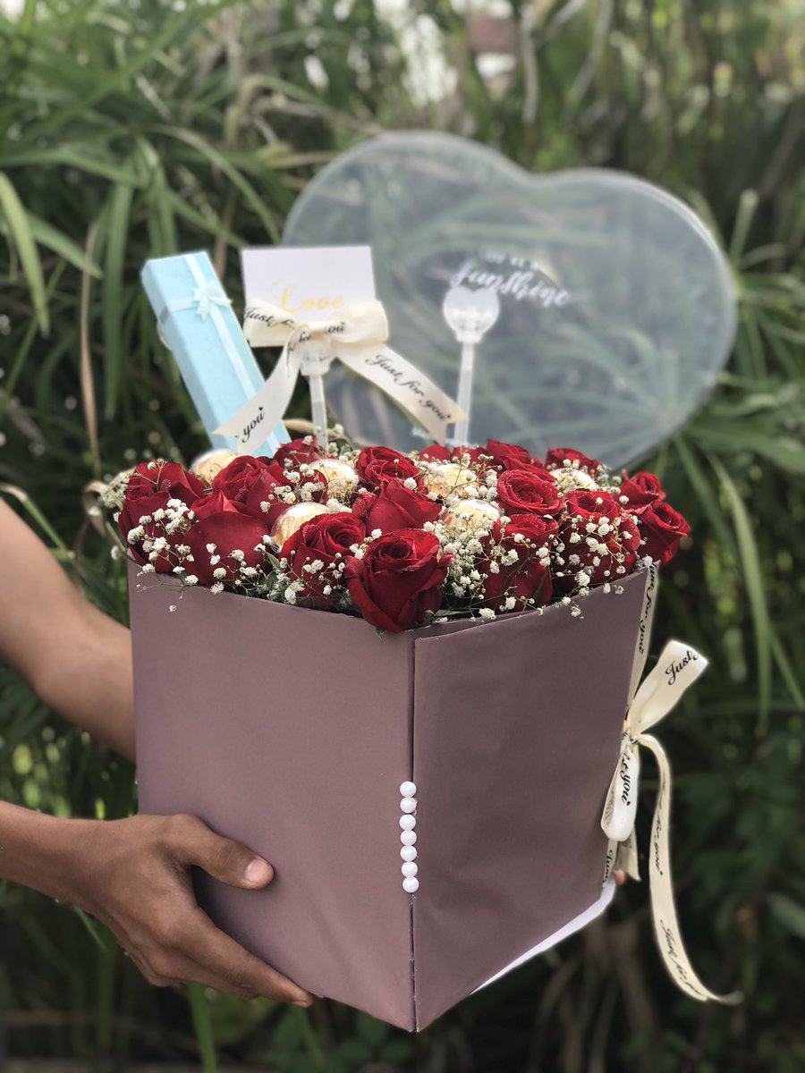 hanisshamila_'s tweet photo. @AzrilVienna Hi, saya ada buat surprise delivery untuk area Ipoh Perak 🎈 harga serendah RM25 tau💌 
Click link bawah:✨
https://t.co/ZxQTz4jciJ

#surprisedeliveryipoh #handboquetmurah #ipohperak #bercham #tanjungrambutan #pekanipoh #chemor #tamancempaka #station18
Love,de'flores🌹 https://t.co/UYz4rpmBzJ