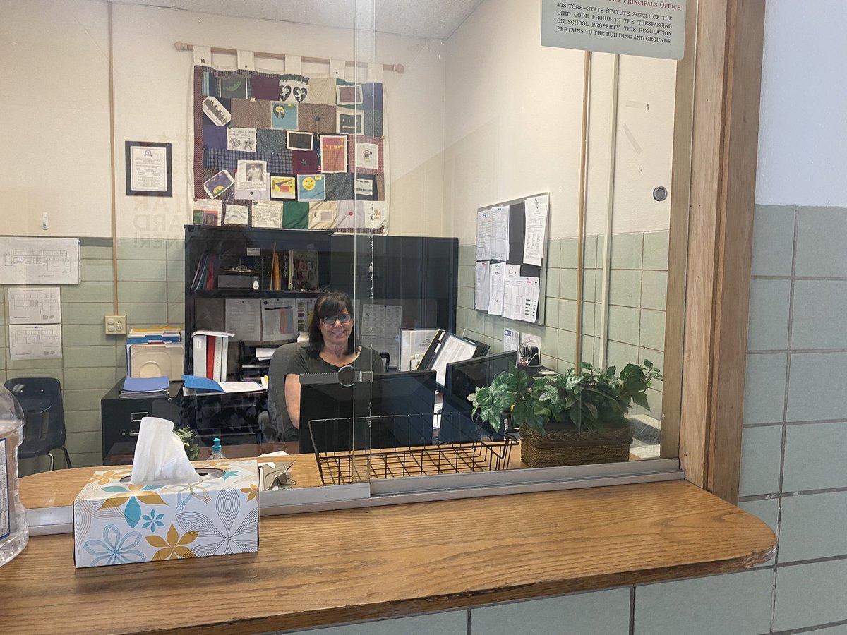 KimMonachino's tweet photo. Welcome Back MCESC Staff and Students to Manor! We can’t wait to see you! @MahoningESC @tracihostetler @NickSSantucci @JohnPKuzma https://t.co/PQ3Wx3VuAF