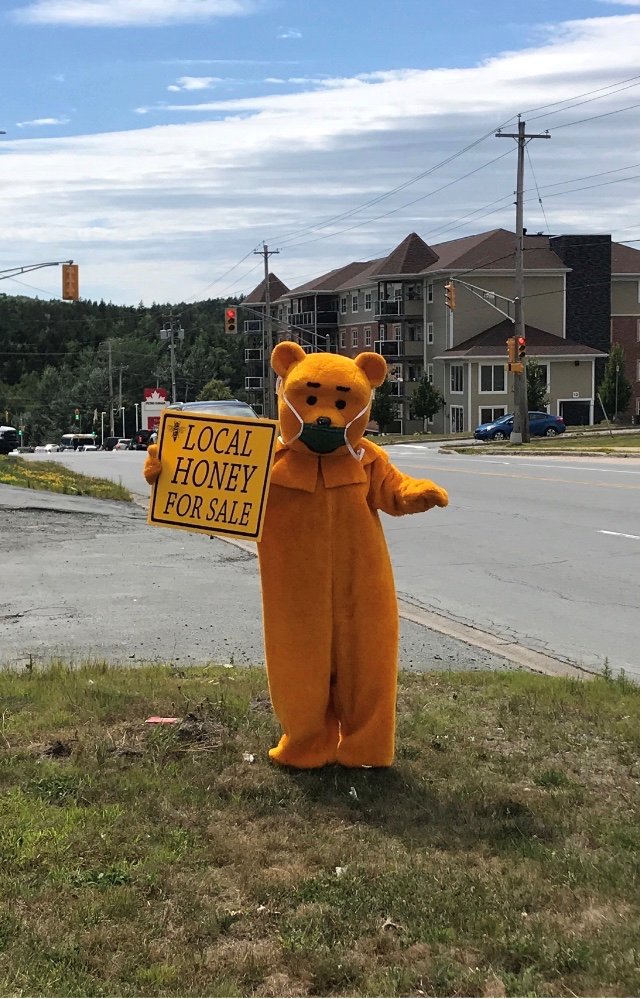 RussellDirect's tweet image. Who wants some Local Honey??? Drop by the Farm Market today at 65 Cobequid Road and this bear will set you up with some.