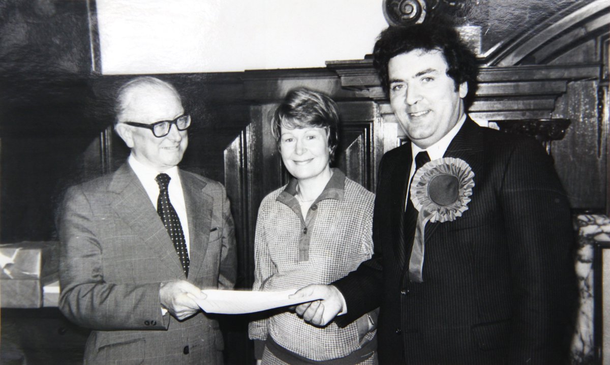  There's no time like a birthday to look back over old photos, so here's some classics from the SDLP archives for  #SDLP50I *think* this is a European Parliament election - but  @RonanMcCay might keep me right.