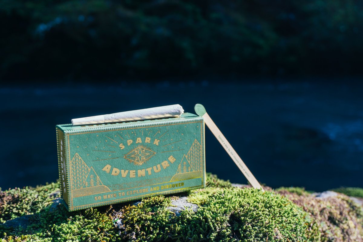 LazyBeeGardens's tweet photo. Another weekend, another adventure! What's your go-to strain for #PNW trails? Is it #WifiOG, with earthy, piney notes and uplifting effects? Or are Grandma Anderson's Cookies in your pack? Whatever the season, one of our favorites is Powder Hound! π²π¨ #LazyBeeGardens https://t.co/RnO1XYZ9Ql