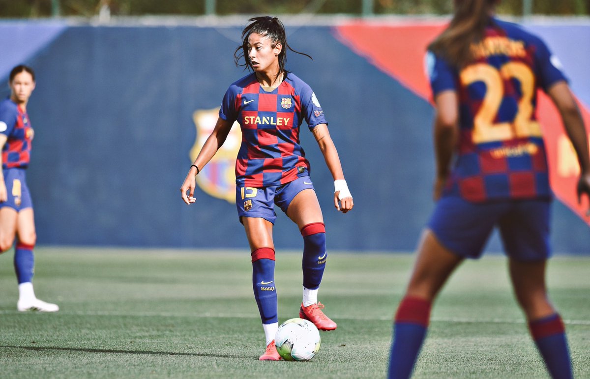 ArkaitzCoca's tweet photo. Si @LeilaOuahabi es la mejor lateral española, se dice y no pasa nada!!
#LeilaOuahabi #LO15 #UnikTeam #UWCL https://t.co/rkT9fg5bDq