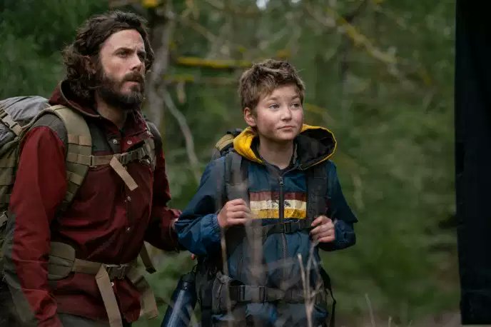 Toujours à l'affiche : Light of my life !

Tous les jours sauf mardi : 15h45 et 19h45
Mardi : 15h45

Drame, Science fiction américain (1h 59min)

De Casey Affleck
Avec Casey Affleck, Anna Pniowsky, Elisabeth Moss 

Trailer : allocine.fr/video/player_g…