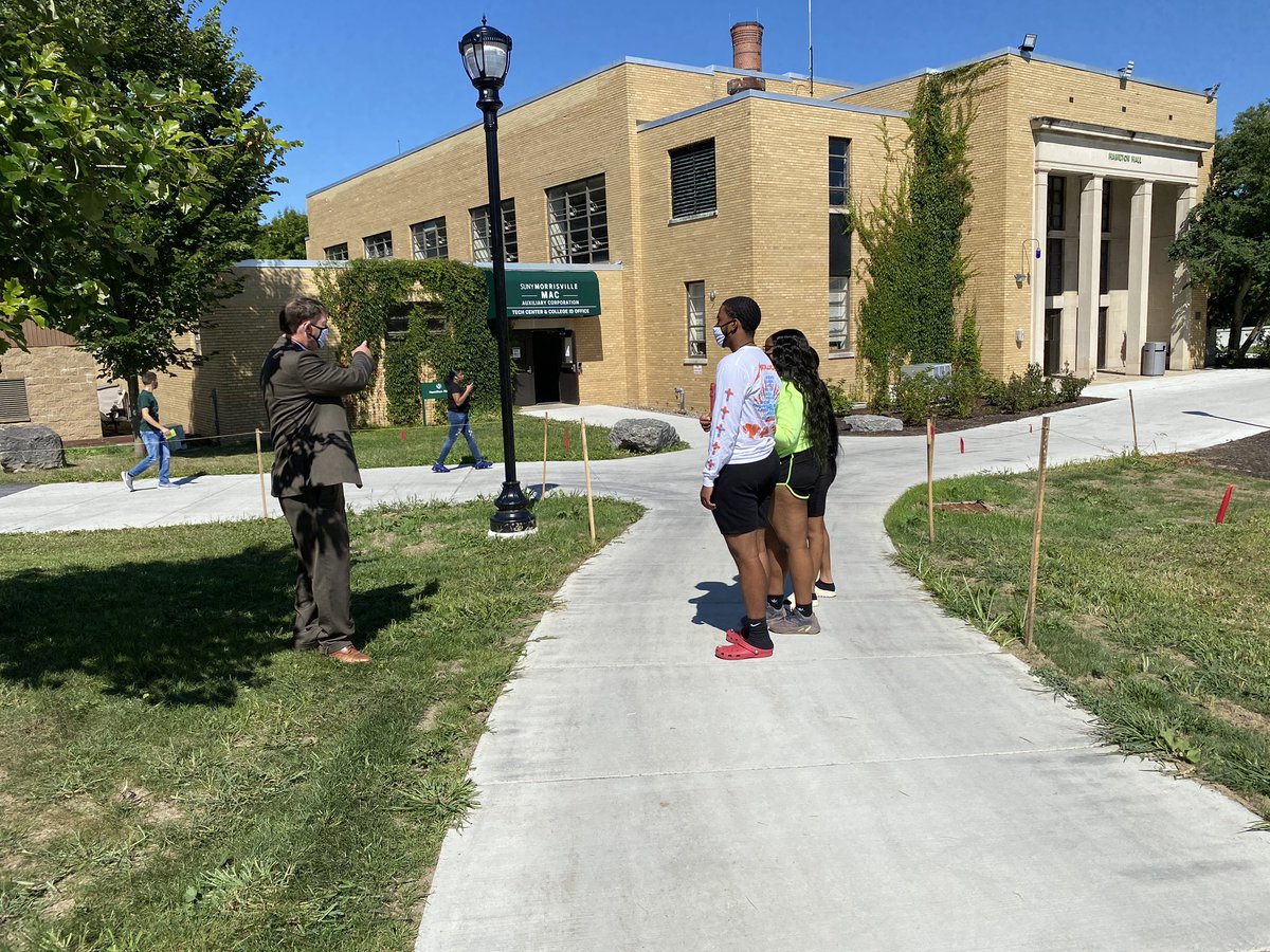 MaryBonderoff's tweet photo. Walking around campus with Dr. Rogers and Dr. Blanchet! Proud of all our students wearing their face coverings #MustangsWearMasks https://t.co/hng5KdV3mq
