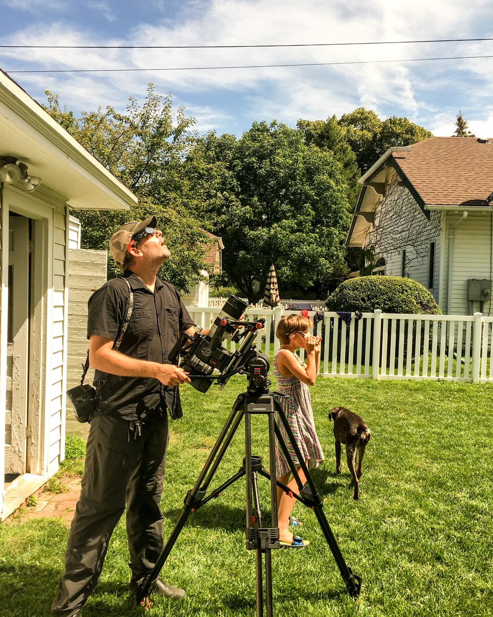 torchwerks's tweet photo. Throwback to the solar eclipseClearly Ben is in awe.
#solareclipse2017 #torchwerks #solareclipse#eclipse #sun #moon #eclipse2017 #starscape #productionlife #storytelling #lovemyjob #productioncompany #omahaproductioncompanies #omahaproductioncompany #nebraskaproductioncompany https://t.co/yDAhCLi0sN