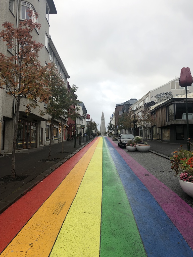 Reykjavík is a pretty small town but there is plenty to seeHere is the Hallgrímskirkja, or Lutheran Church of IcelandWhich sits perfectly symmetrical at the right angle[cont...]
