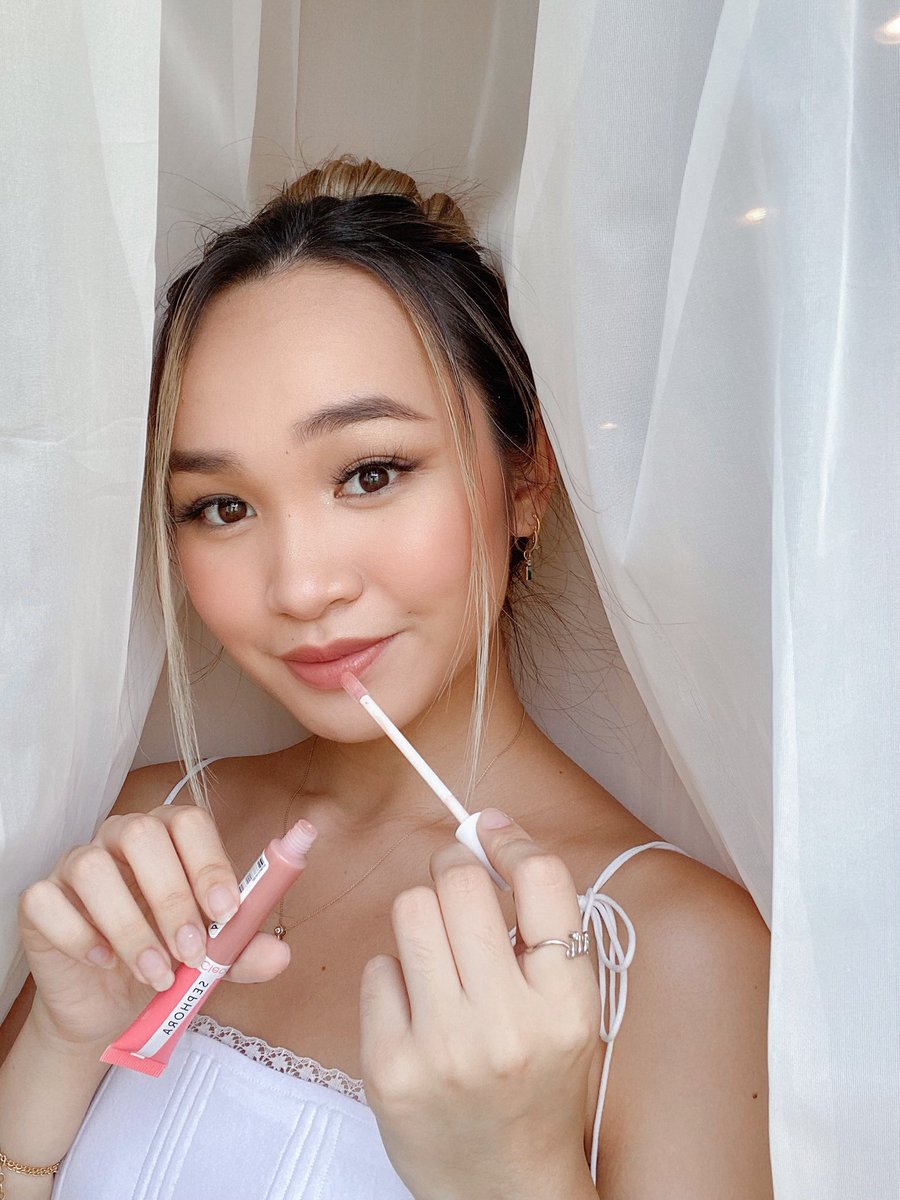 Lisa Phan (@lisaxphan) on Twitter photo ringing in the new semester with clean beauty products from <a href="/sc/">Mr. Carter</a> 🌿✨ watch my new COLLEGE PREP video where i take you guys along in dorm shopping, a grwm, and move-in plans💞 #sephoracollection #beautyuncomplicated #ad youtu.be/mDeRPmXhks8 ringing in the new semester with clean beauty products from <a href="/sc/">Mr. Carter</a> 🌿✨ watch my new COLLEGE PREP video where i take you guys along in dorm shopping, a grwm, and move-in plans💞 #sephoracollection #beautyuncomplicated #ad youtu.be/mDeRPmXhks8