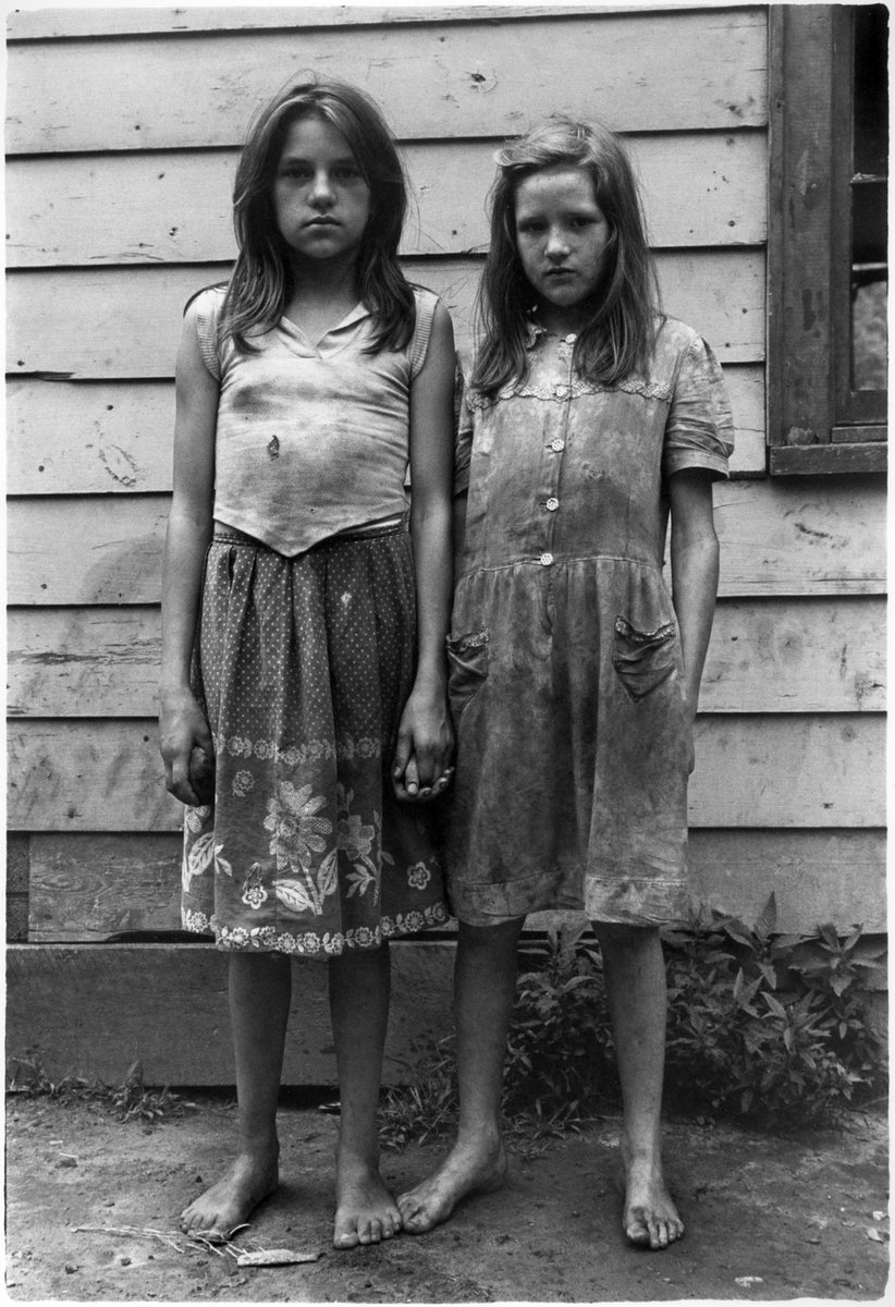 YourWullie's tweet photo. A few of William Gedney’s images of Kentucky life taken back in 1964 https://t.co/SdVqKh0r8J