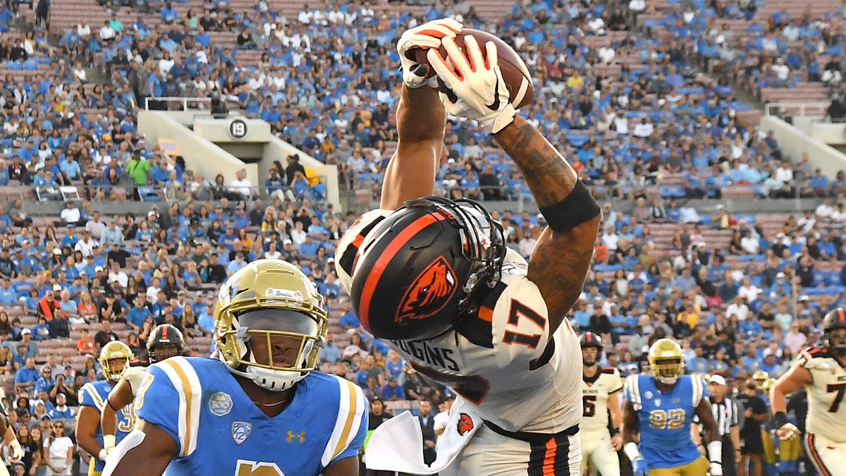 PFF_College's tweet photo. Isaiah Hodgins in three seasons at Oregon State: 

Targets: 249
Drops: 3 https://t.co/t1zoG1Kq3C