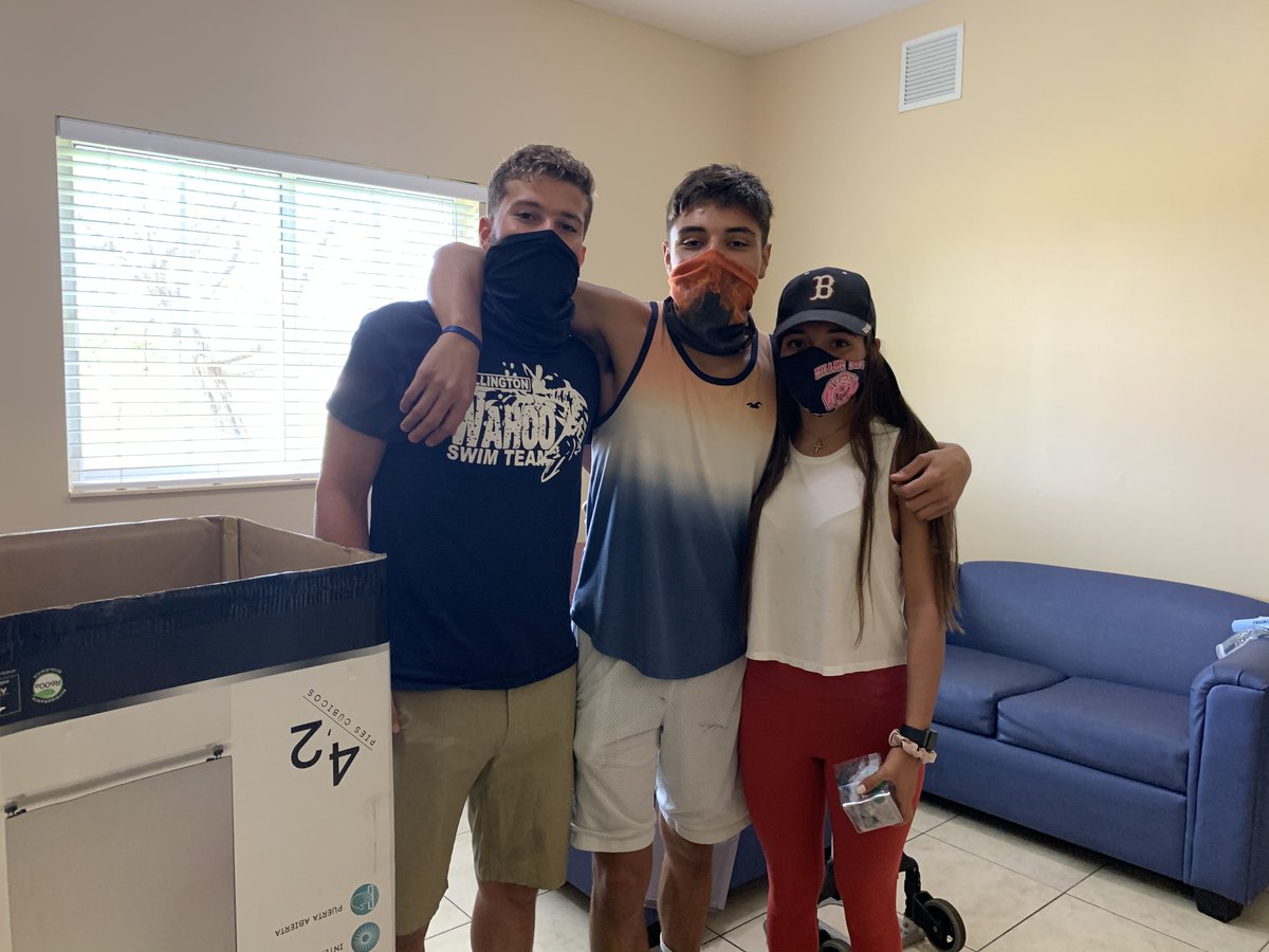 STU_Swimming's tweet image. Welcoming Troy, Christian, and Alexandra to their new 🏠!

#CreateTheWave // #STUSwimming