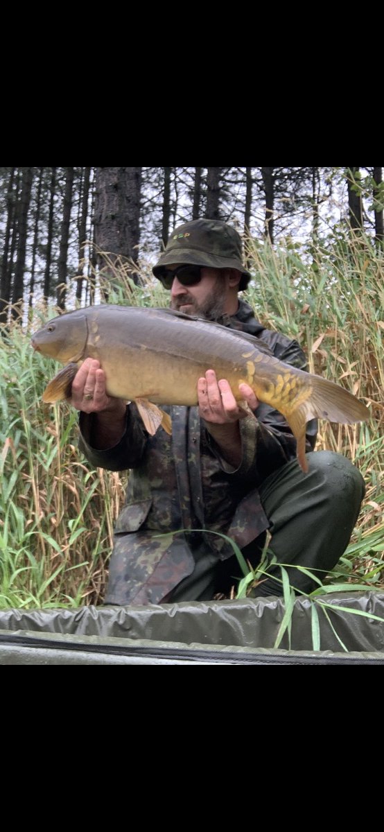 burrows_andy's tweet photo. Nice little one this morning on the way home from work ! π£π£π£#carpcompany #icered #purequality #banktramp #northenmonkey https://t.co/IPWuiDqU4u