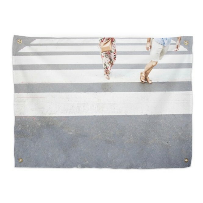 WiseFingerLab's tweet image. “SPRING CROSSING” Tapestry. Photograph taken by Samantha Light - MANHATTAN - NYC
.
.
.
@curbsidejunkie @fotograffitti 
.
.
.
#tapestry #yoga #crystals #wallhanging #chairfort #fashion #nyc #newyorkcity #crosswalk #walking #sunbathers #samanthalight #photographers #photograph…