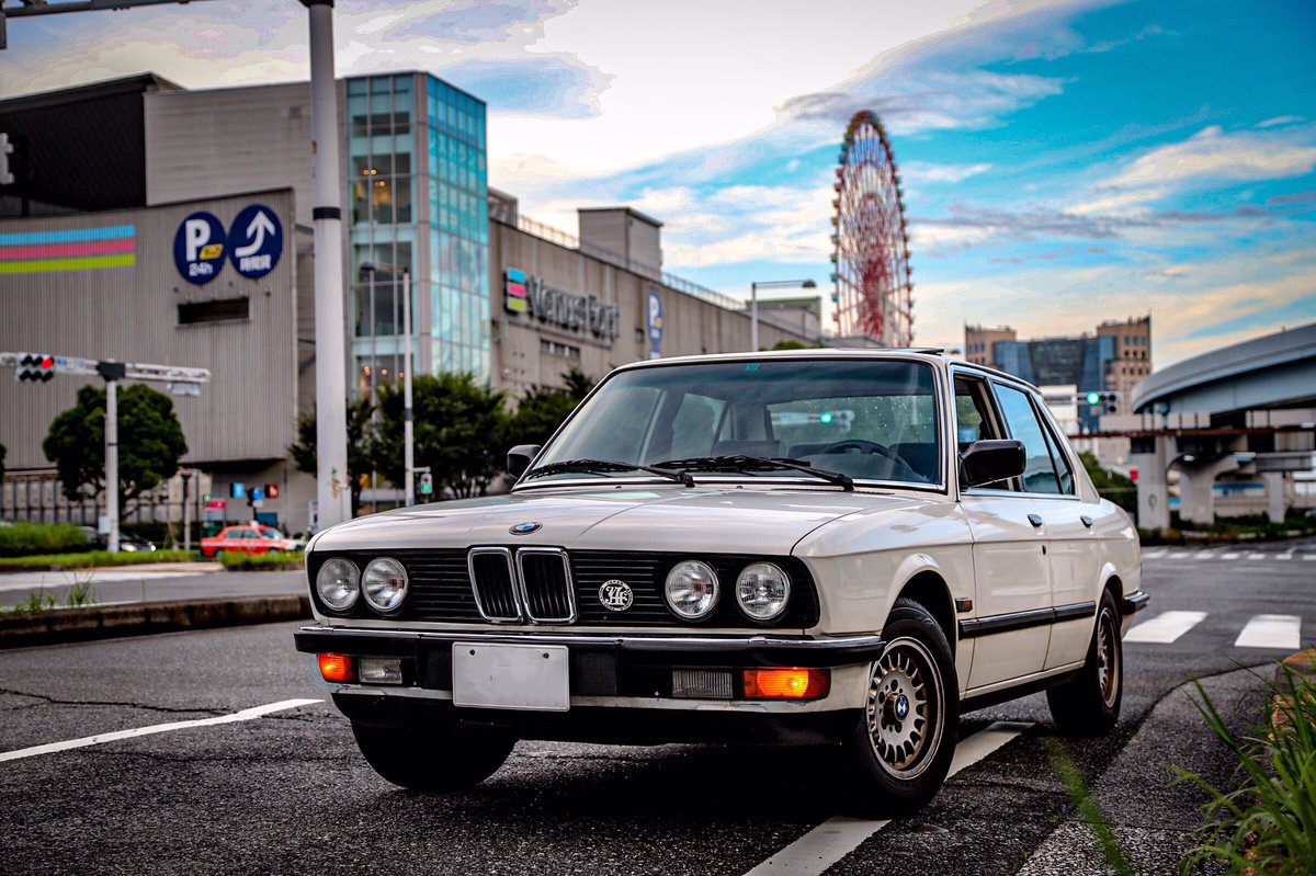 19bmw5i در توییتر 数十 駒を進めるとそこはbmw Tokyo Bay そういえば村内外車センターに展示中の635も見に行きたいですがこの暑さの中移動するのも大変なので今回はパスで