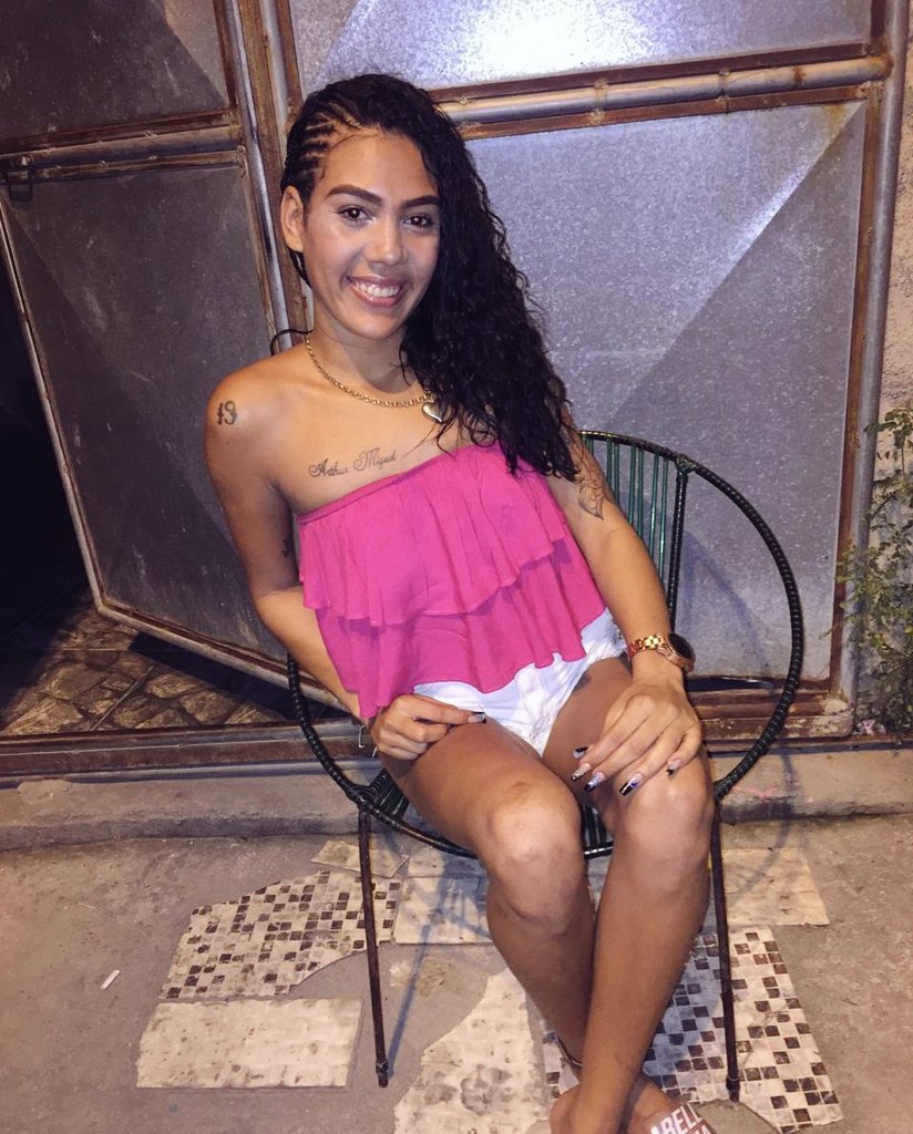 Desde1997____'s tweet photo. Mais bonita, mais contente eu mudei completamente 🎶🥰 https://t.co/LTKrsnufKj