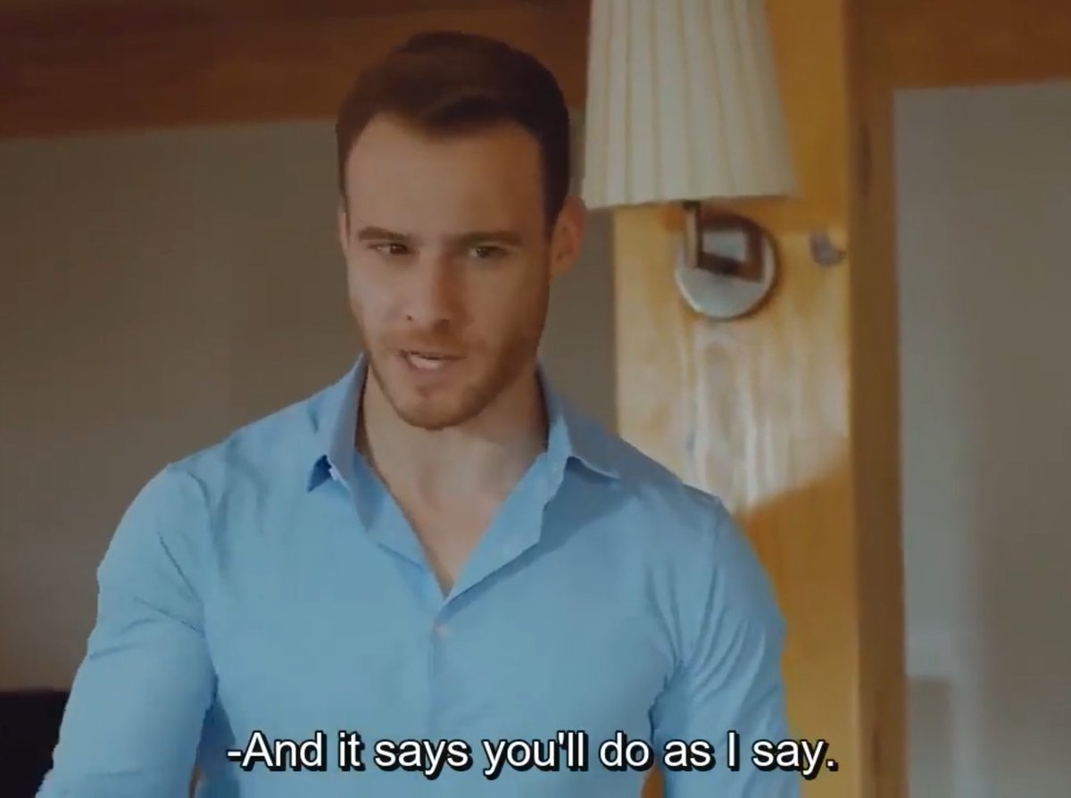 Not that the agreement holds much power now, but I can't wait for Serkan to NOT have that card to play  #SenCalKapimi  #SenÇalKapimi  #EdSer  #KeremBürsin  #HandeErçel Ep4 Recap Thread
