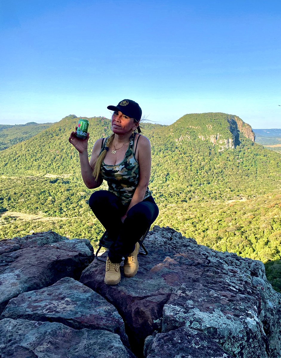 Deisy_Be's tweet photo. Llegar a la cima siempre con una #heinekenpy #paraguari #cerrohu https://t.co/iyLpc4utsL