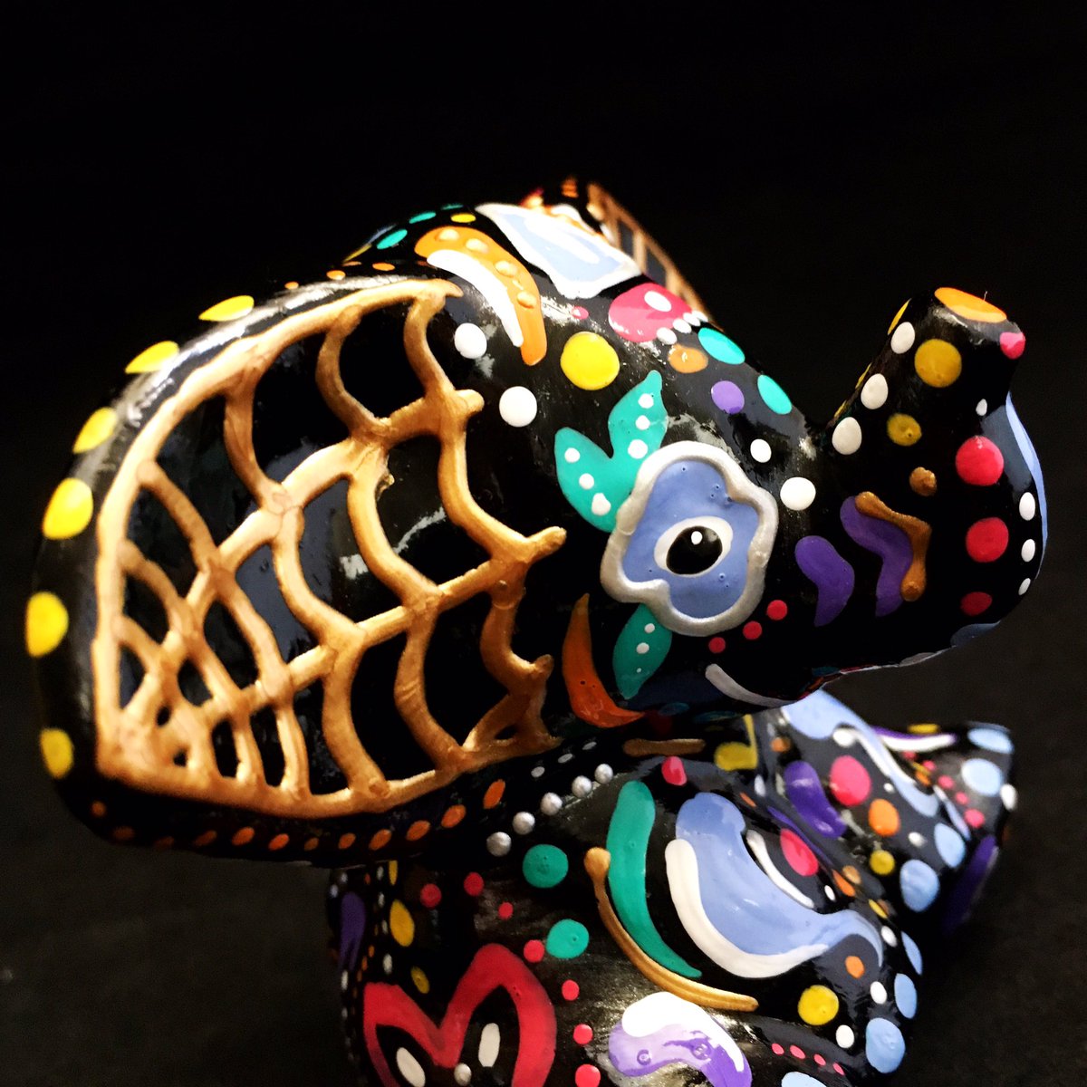 Hazceramics's tweet photo. Get this cute day of the dead inspired elephant from Etsy today. Always a popular design.
Itβs priced at Β£10.50 with free U.K. shipping.
Link ππ» https://t.co/y1z9EEPUEm #handmadehour #UKCraftersHour #crafthour #dayofthedeadelephant https://t.co/6C32BDOTOb