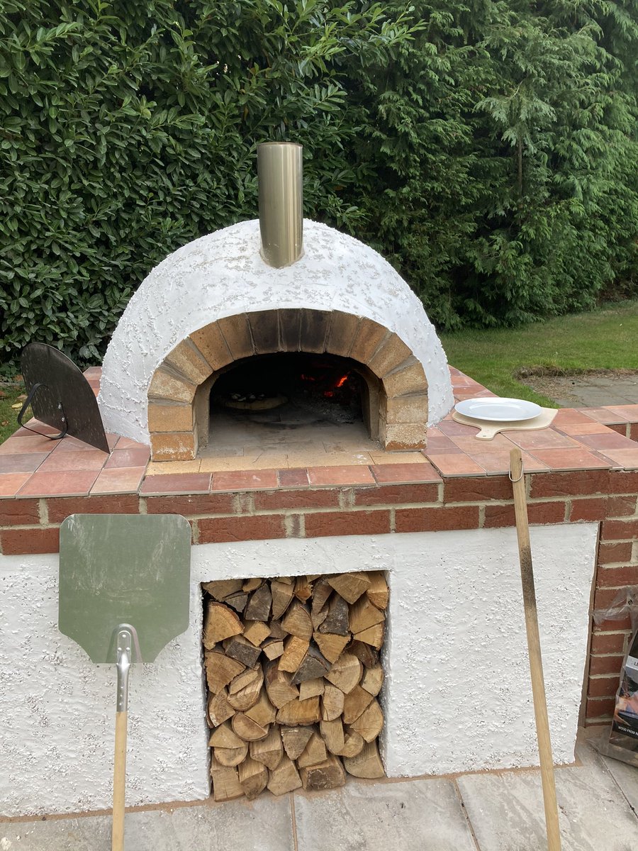 Matthew Shaw (@mbkshaw) on Twitter photo Just working out my new pizza oven. It might be that <a href="/Gilchesters/">Gilchesters Organics</a> flour is the best so far. Great oven @KILNLININGS Just working out my new pizza oven. It might be that <a href="/Gilchesters/">Gilchesters Organics</a> flour is the best so far. Great oven @KILNLININGS